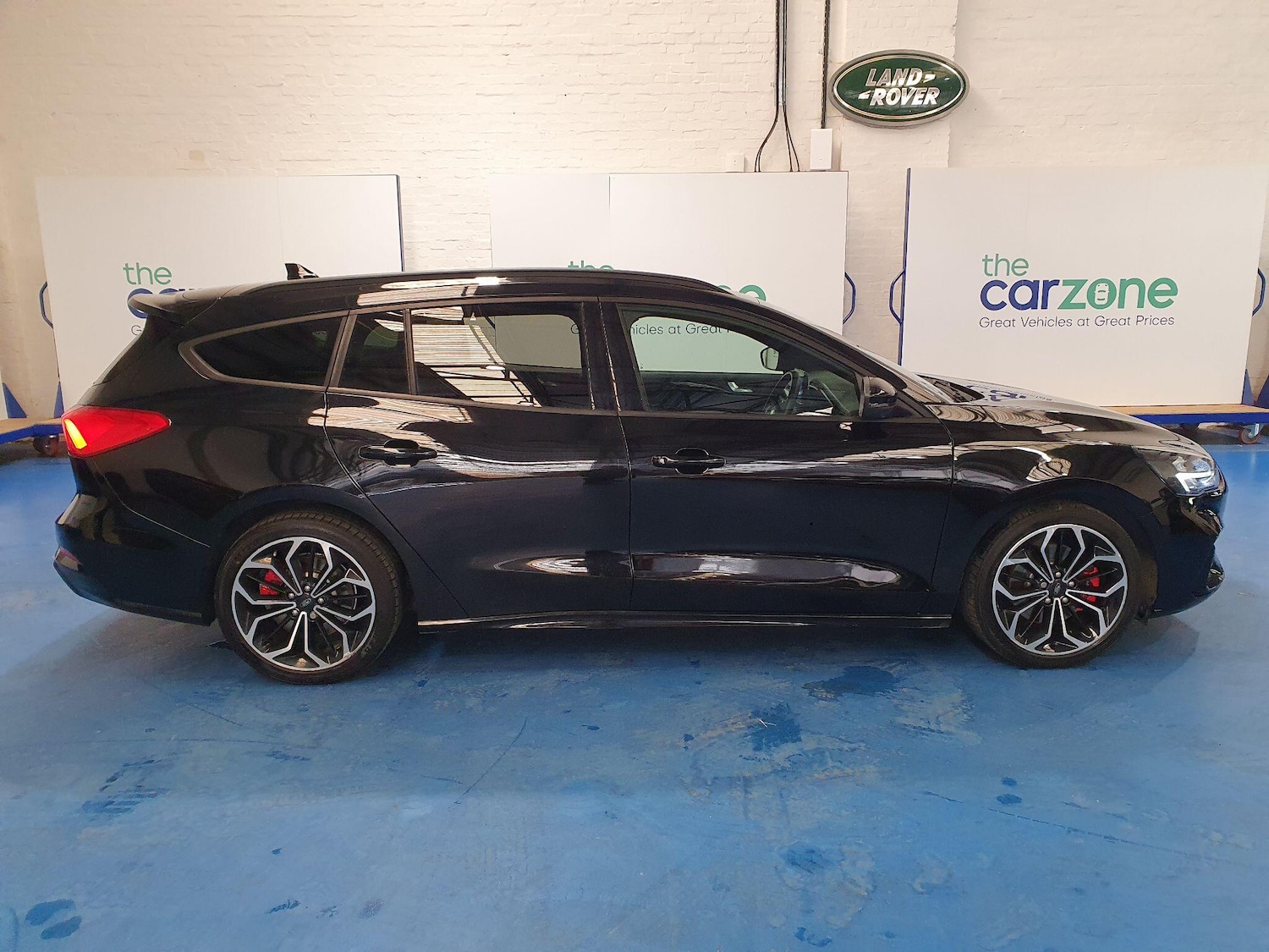 Used Ford Focus 2022 for sale - 77768633: Photo 2