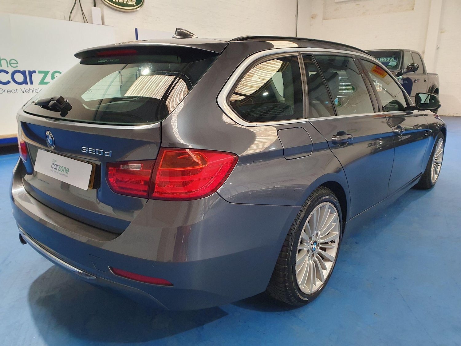 Used BMW 3 Series 2015 for sale - 78034174: Photo 3