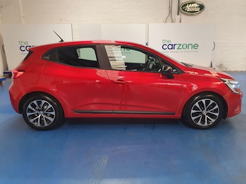Used Renault Clio 2023 for sale - 79396085: Photo