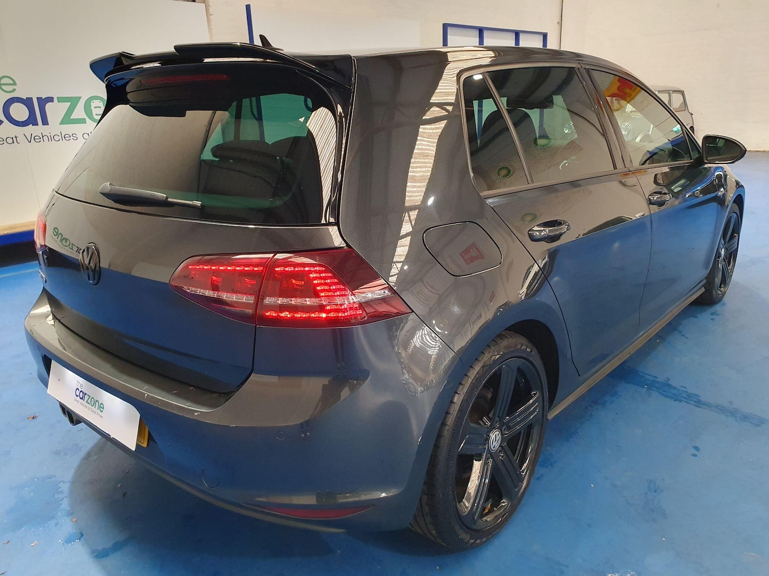 Used Volkswagen Golf 2014 for sale - 76399070: Photo 3