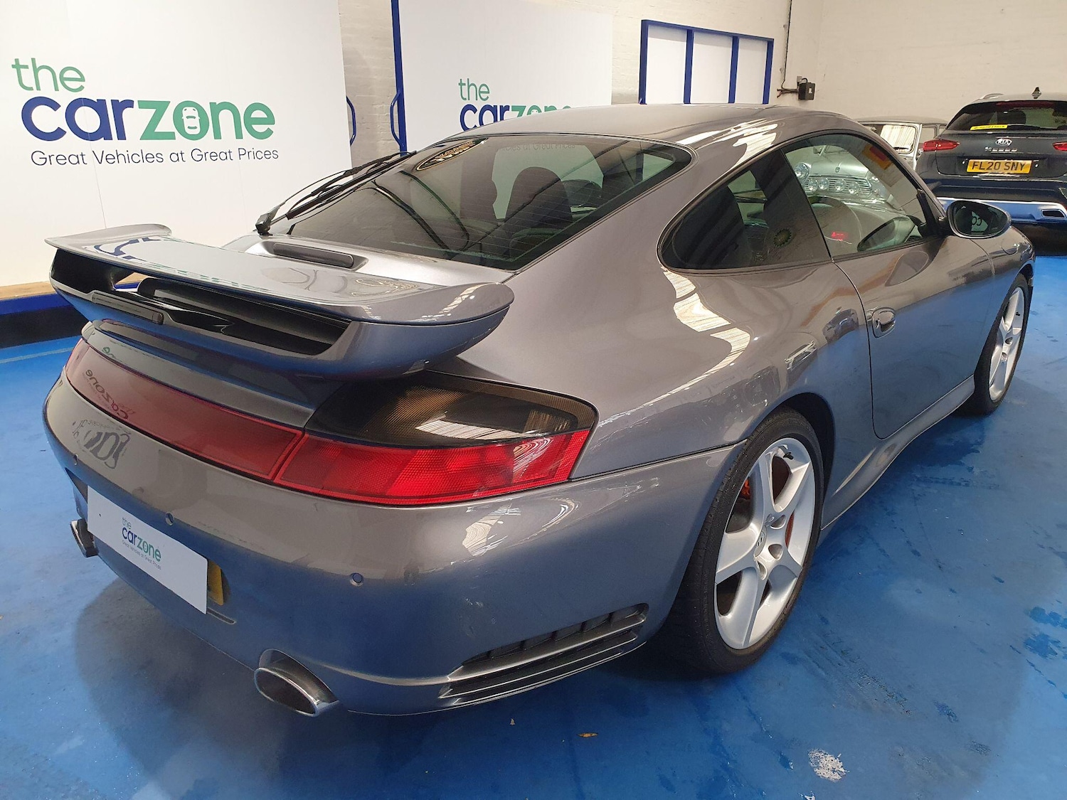 Used Porsche 911 2004 for sale - 76337418: Photo 3