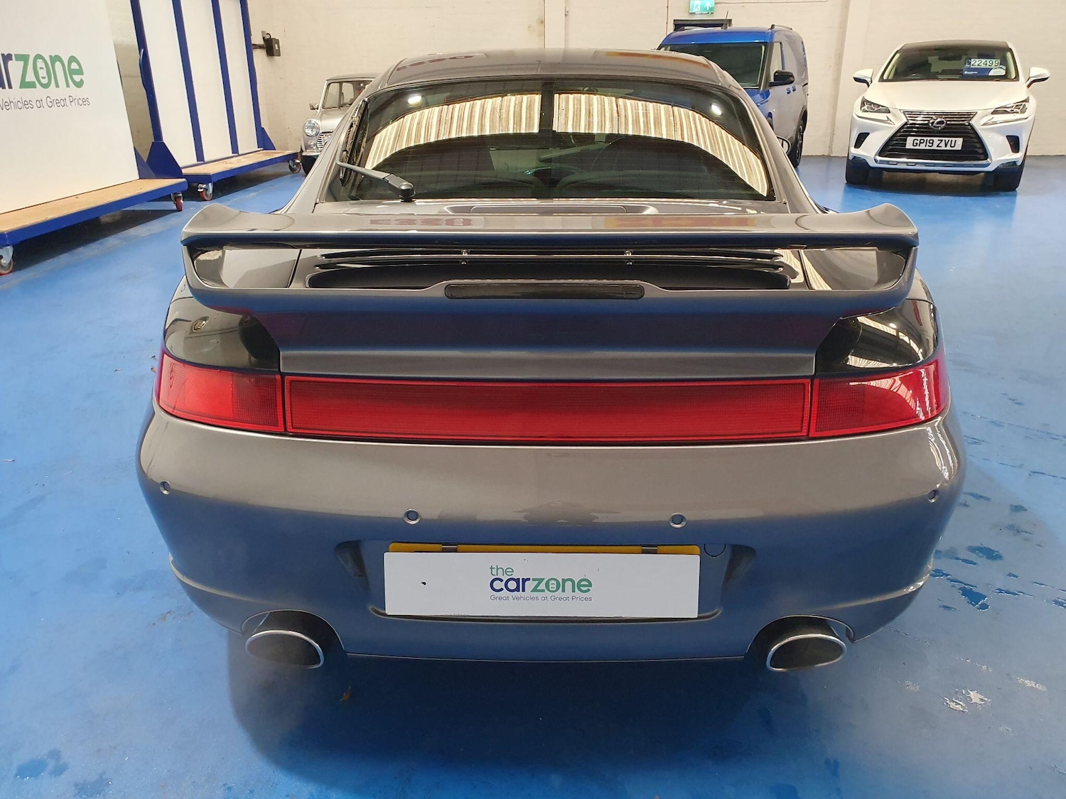 Used Porsche 911 2004 for sale - 76337418: Photo 4