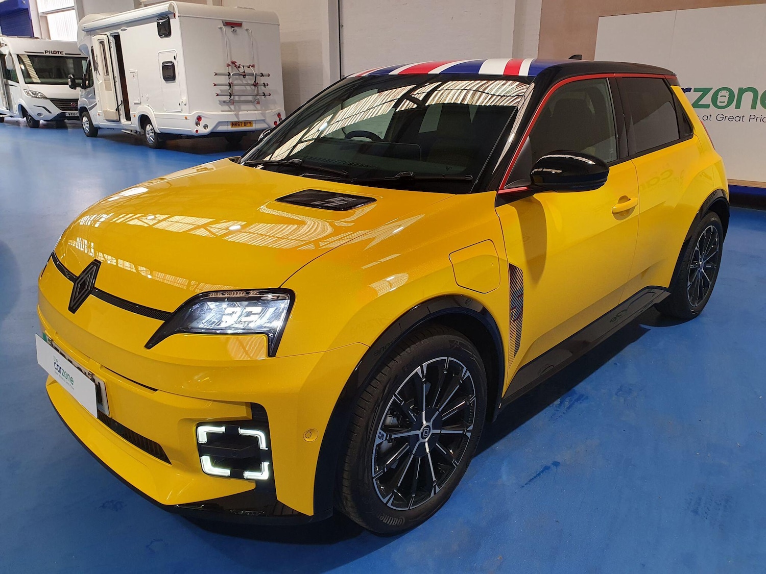 Used Renault 5 2026 for sale - 77549538: Photo 8