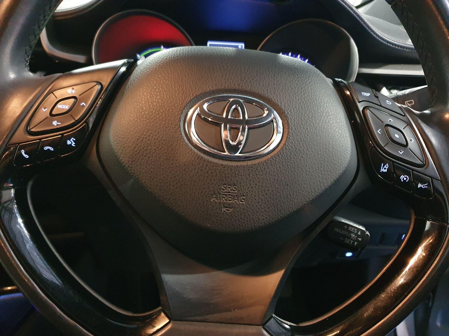 Used Toyota C-HR 2018 for sale - 77351630: Photo 17