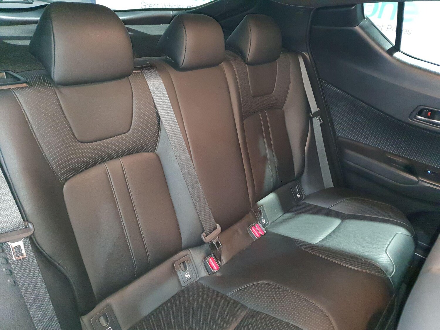 Used Toyota C-HR 2018 for sale - 77351630: Photo 18