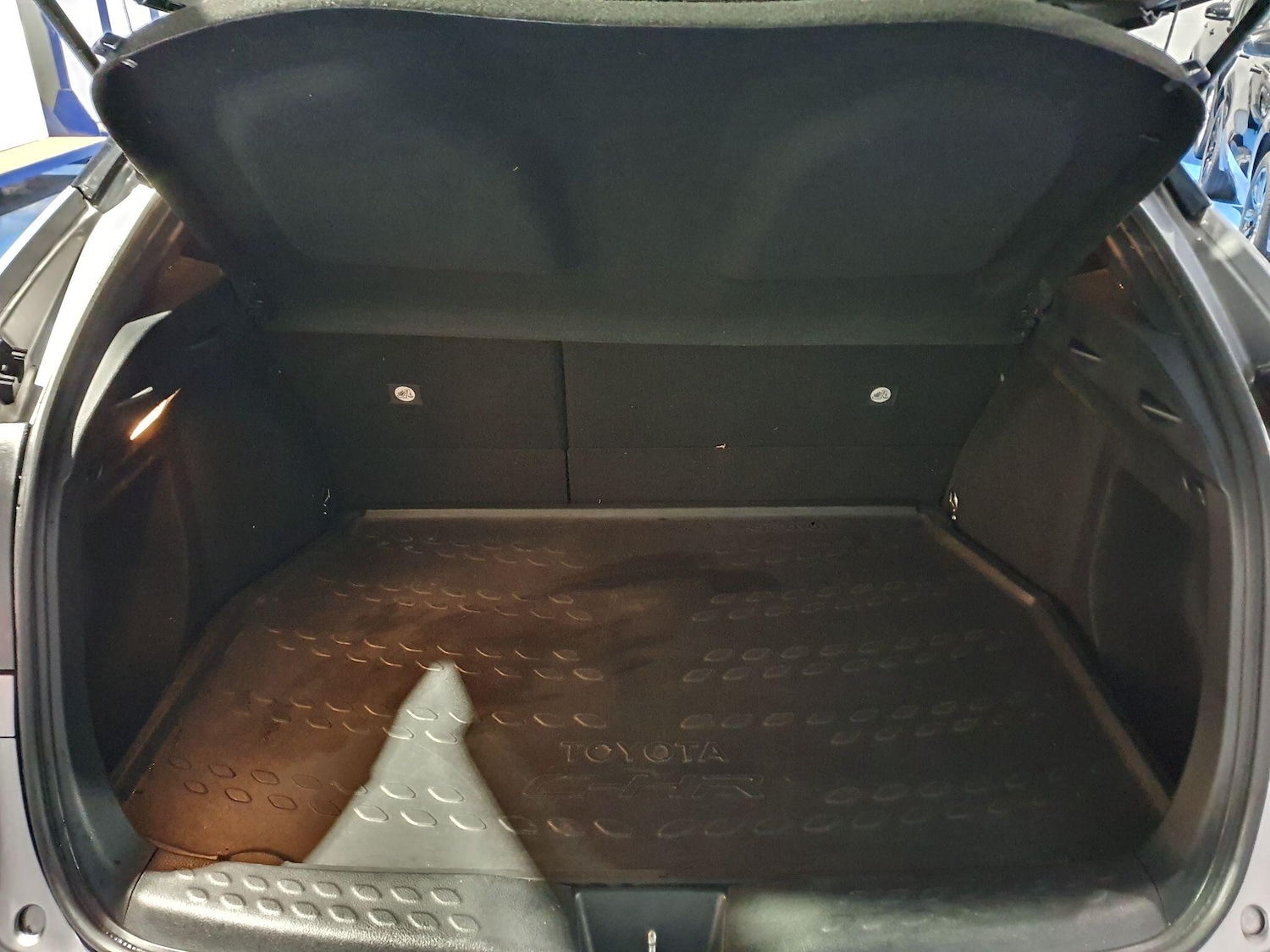 Used Toyota C-HR 2018 for sale - 77351630: Photo 6