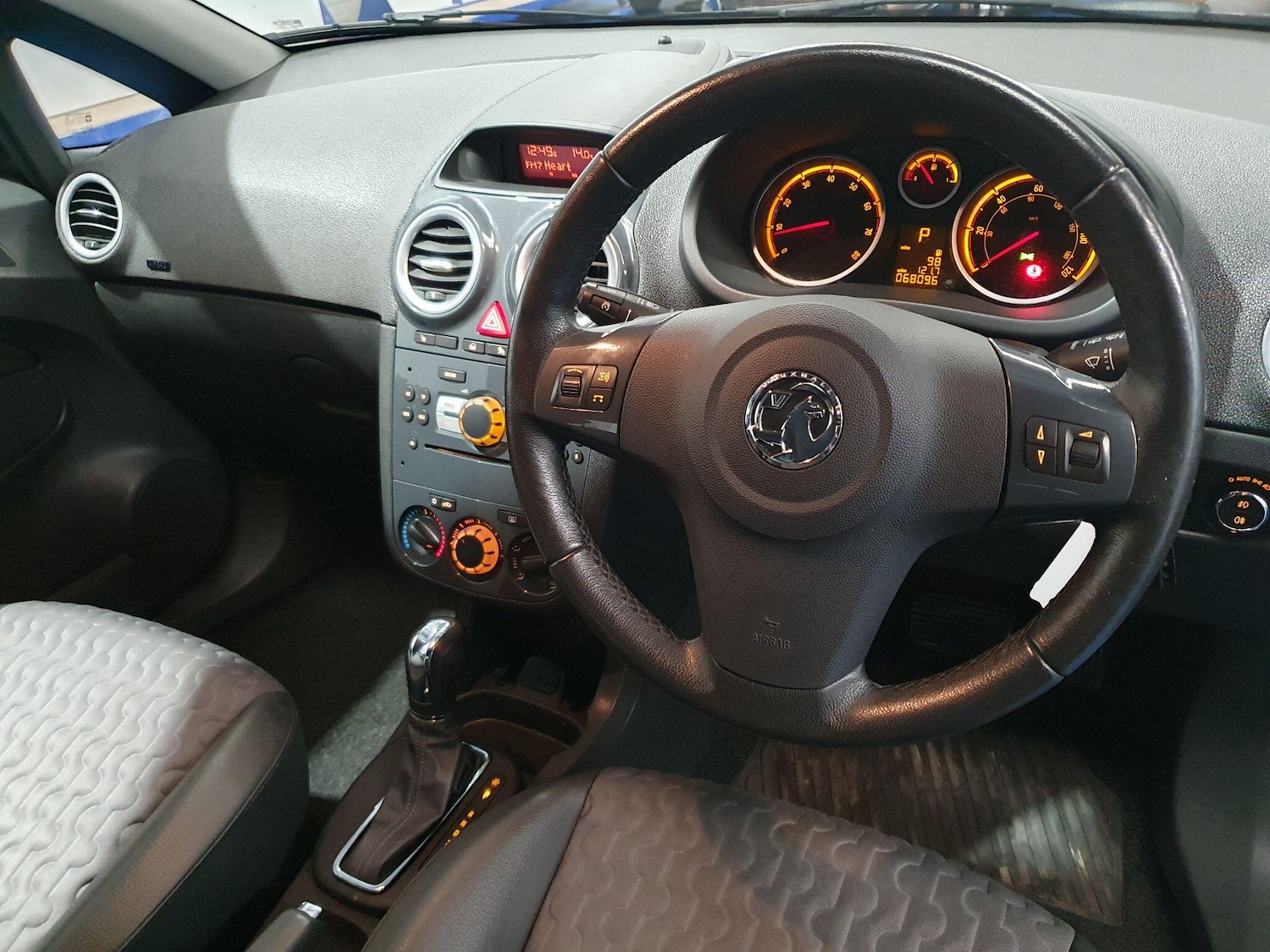 Used Vauxhall Corsa 2012 for sale - 76498711: Photo 10