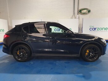 Used Alfa Romeo Stelvio 2020 for sale - 77314853: Photo