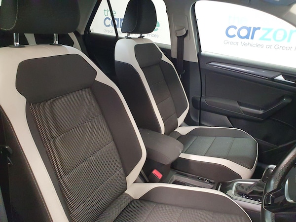 Used Volkswagen T-Roc 2021 for sale - 75519393: Photo 9
