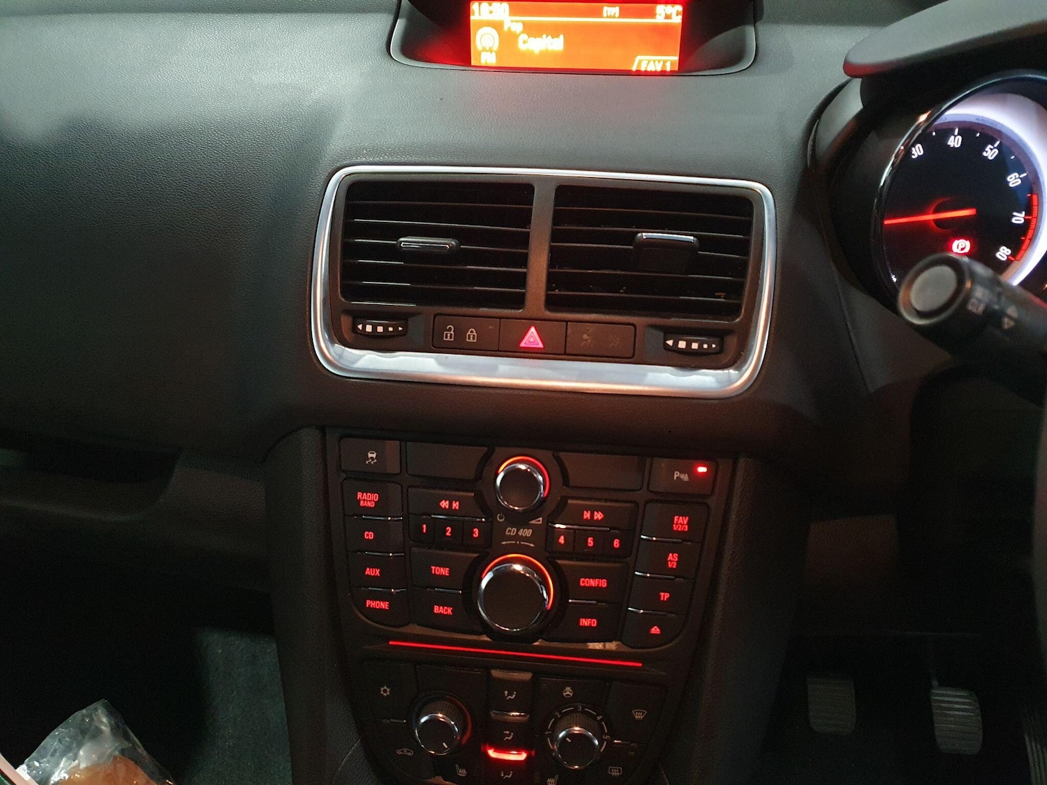 Used Vauxhall Meriva 2015 for sale - 77598991: Photo 17