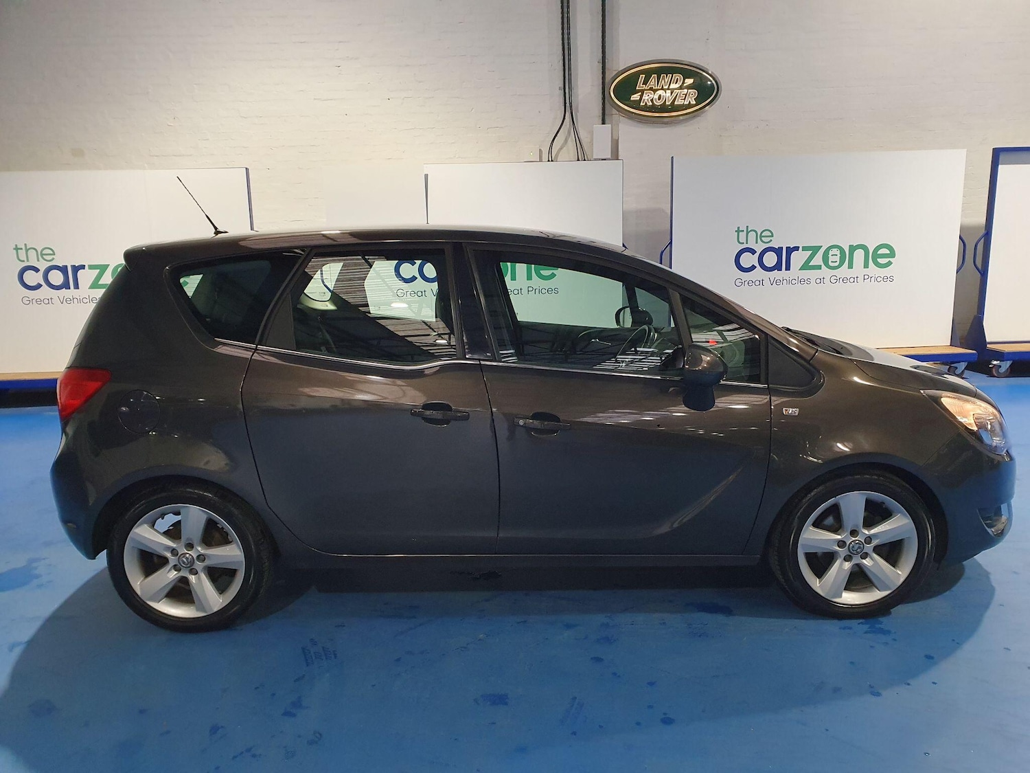 Used Vauxhall Meriva 2015 for sale - 77598991: Photo 2