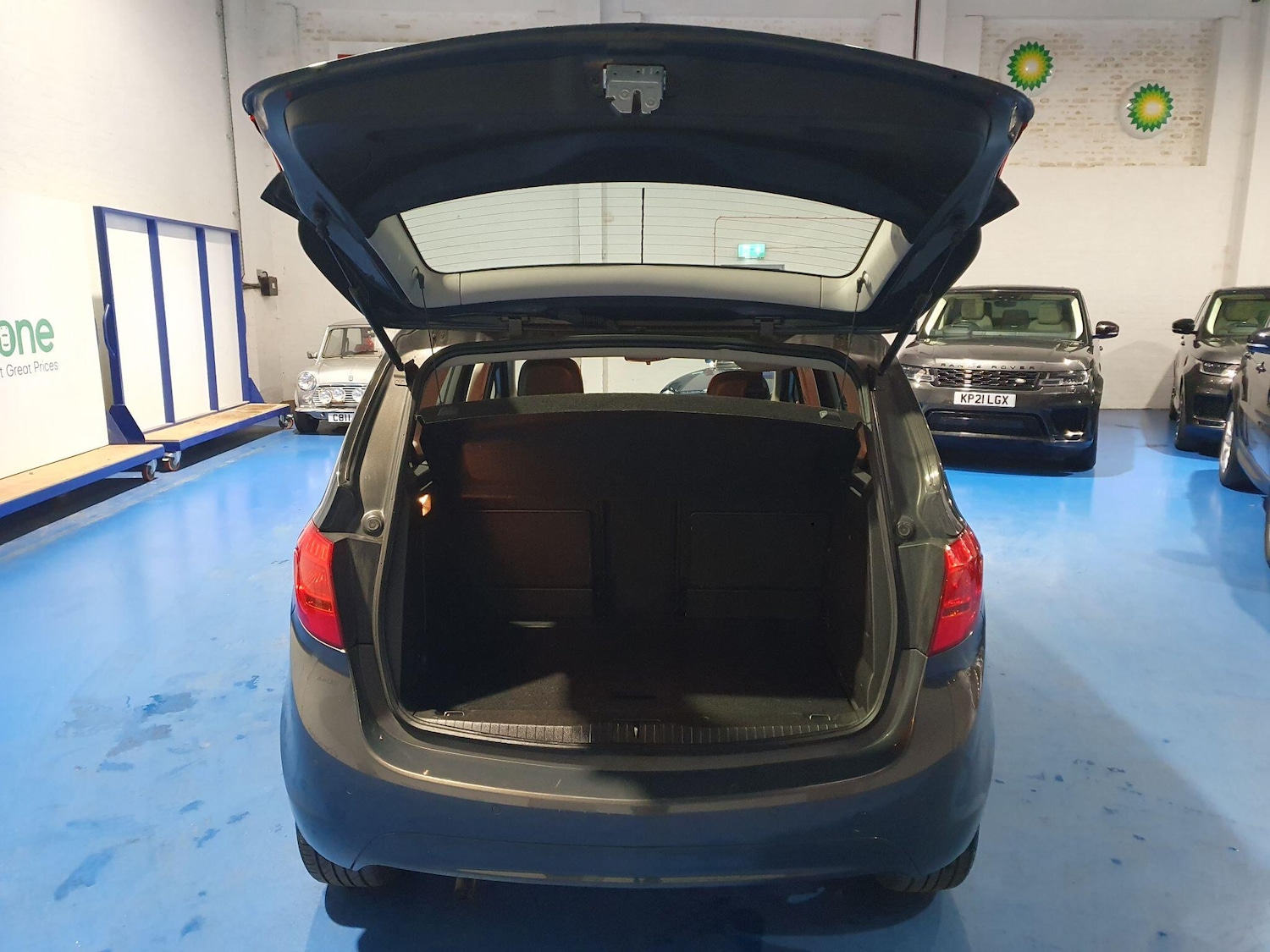 Used Vauxhall Meriva 2015 for sale - 77598991: Photo 7