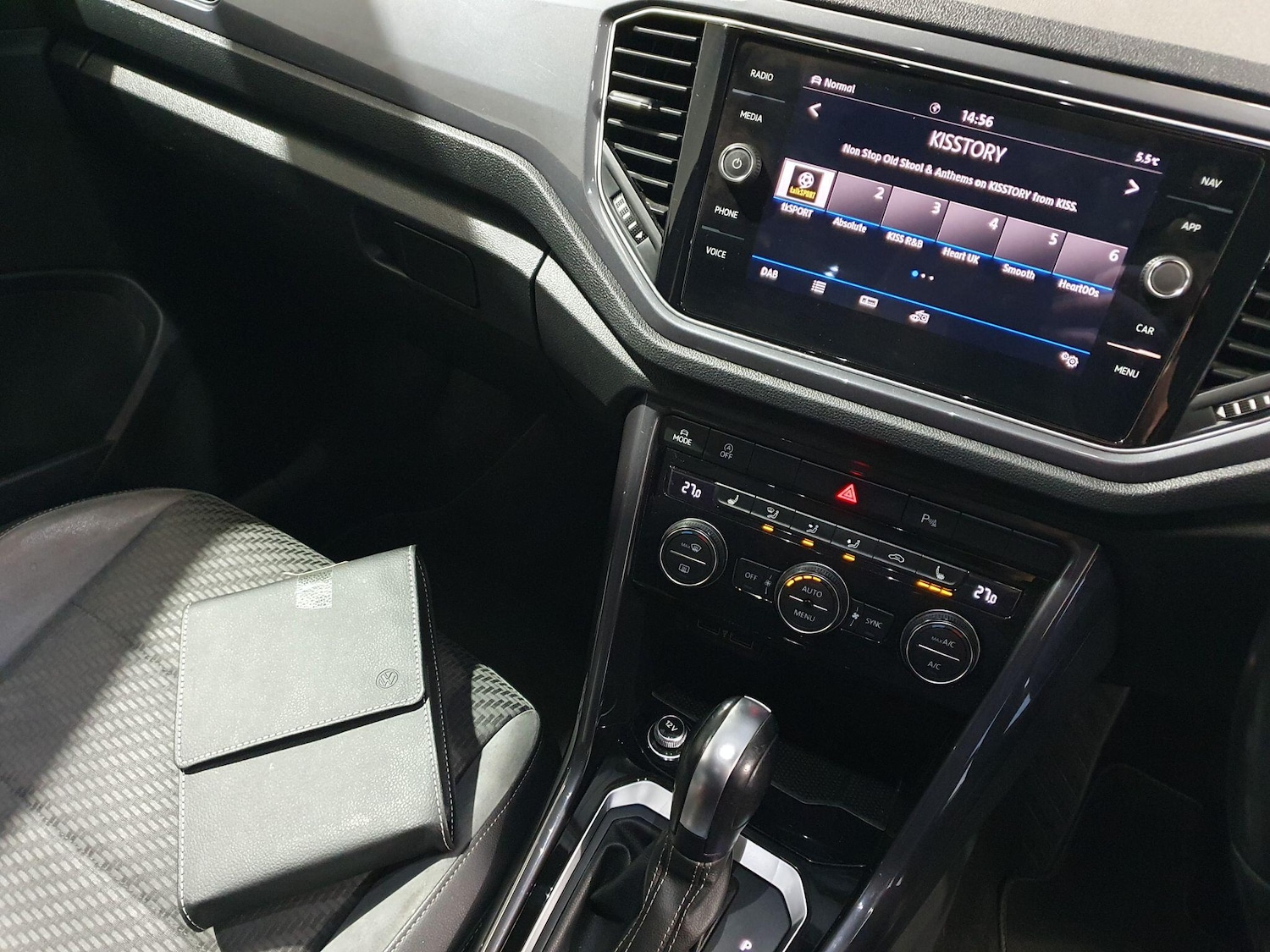 Used Volkswagen T-Roc 2020 for sale - 77626208: Photo 16