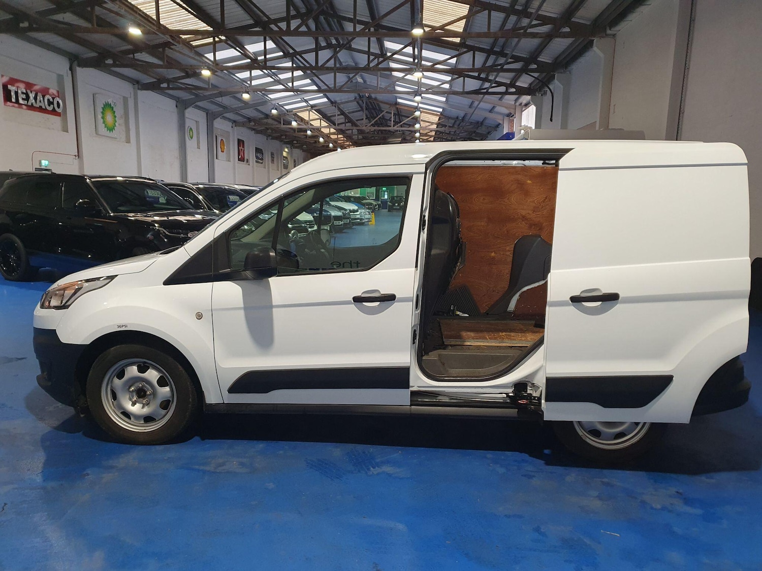 Used Ford Transit Connect 2020 for sale - 77278813: Photo 15