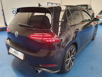 Used Volkswagen Golf 2017 for sale - 78661193: Photo