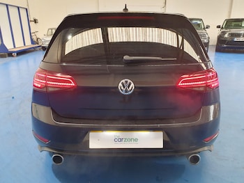 Used Volkswagen Golf 2017 for sale - 78661193: Photo