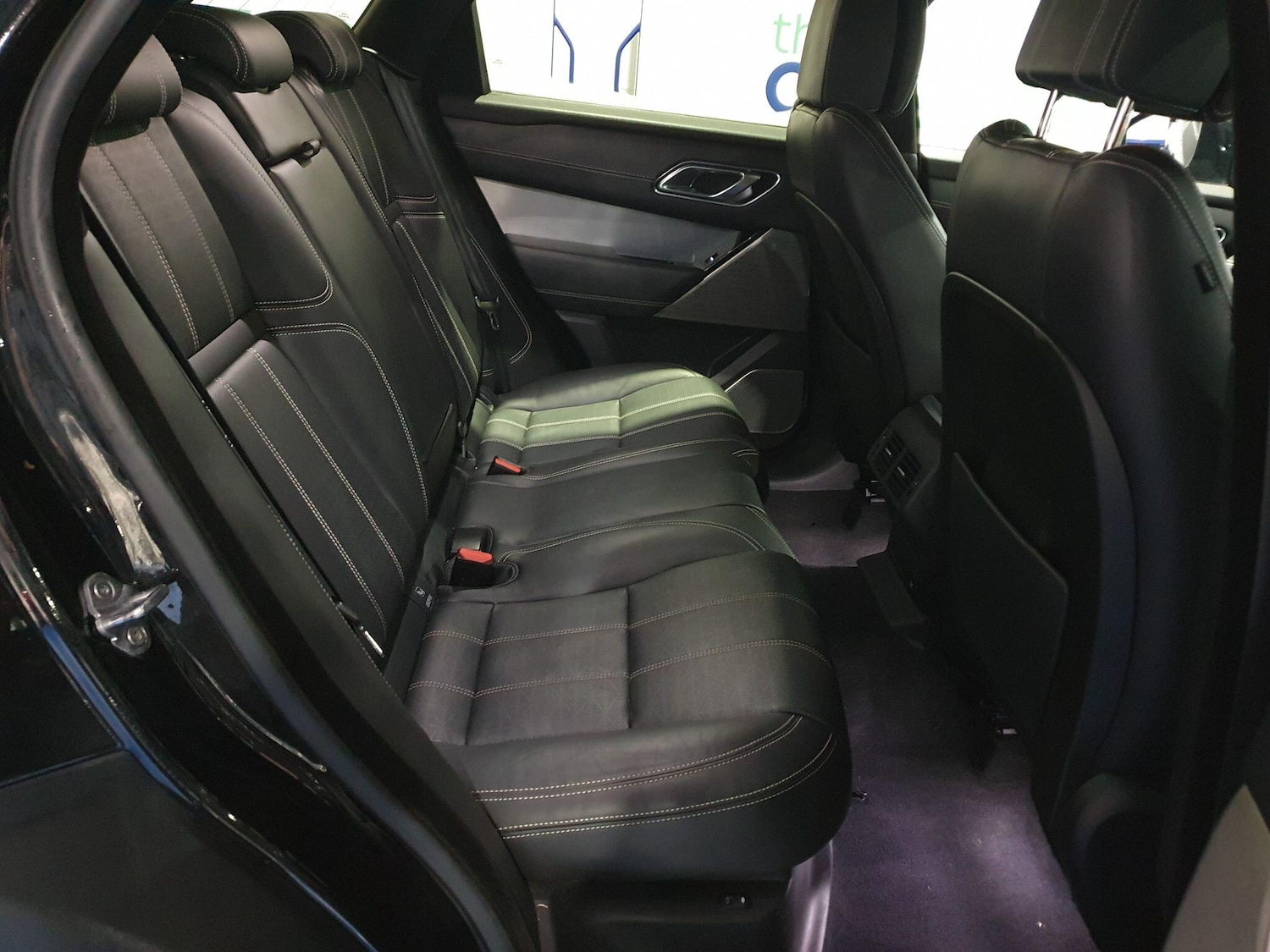 Used Land Rover Range Rover Velar 2018 for sale - 76976107: Photo 14