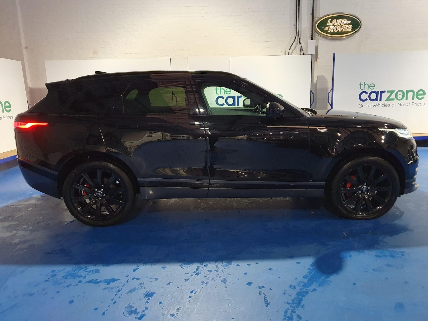 Used Land Rover Range Rover Velar 2018 for sale - 76976107: Photo 2