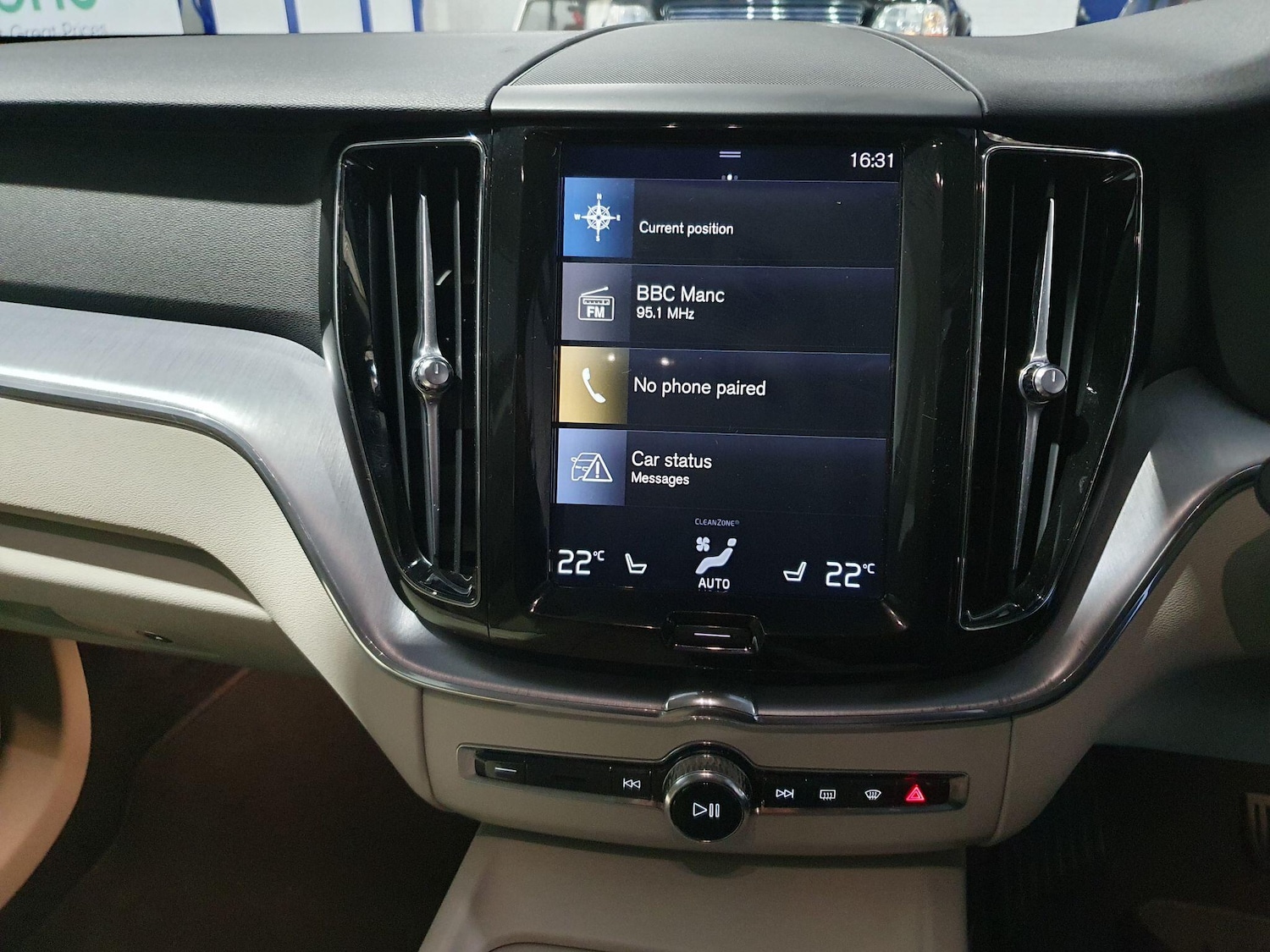 Used Volvo XC60 2020 for sale - 77784128: Photo 11