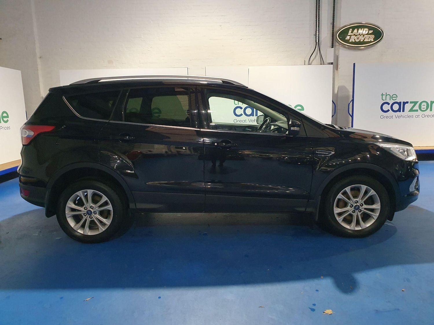 Used Ford Kuga 2017 for sale - 76701934: Photo 2