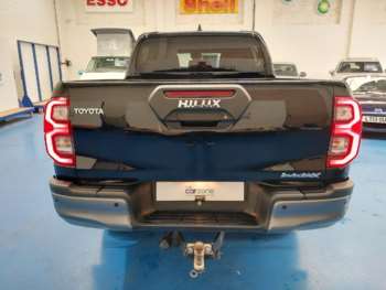 Used Toyota Hilux 2023 for sale - 75145171: Photo