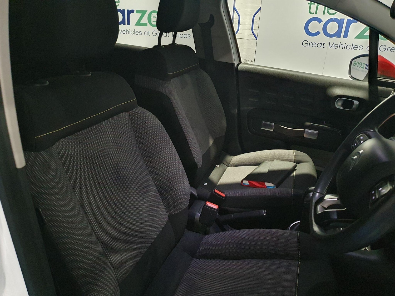 Used Citroen C3 2017 for sale - 76701993: Photo 9