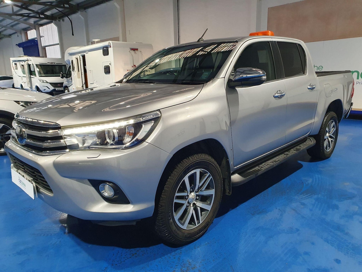 Used Toyota Hilux 2019 for sale - 77695945: Photo 8