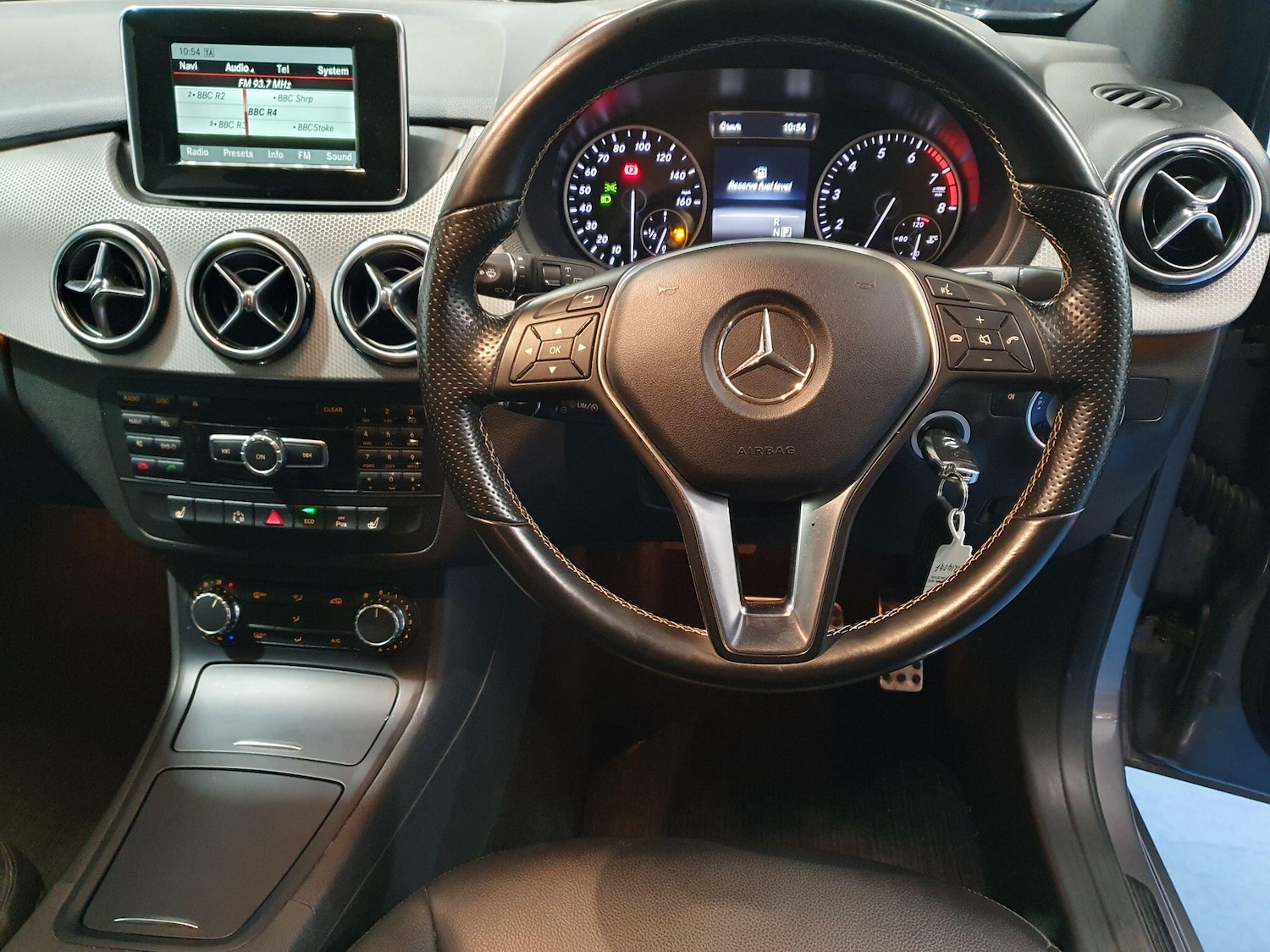 Used Mercedes-Benz B Class 2014 for sale - 77824448: Photo 10