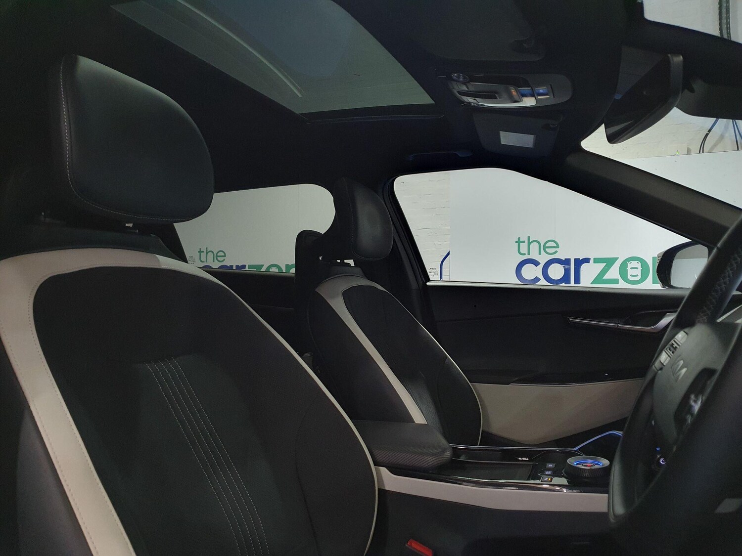 Used Kia EV6 2023 for sale - 77752900: Photo 13