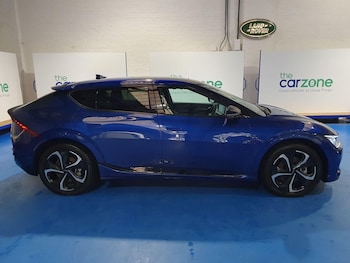 Used Kia EV6 2023 for sale - 77752900: Photo