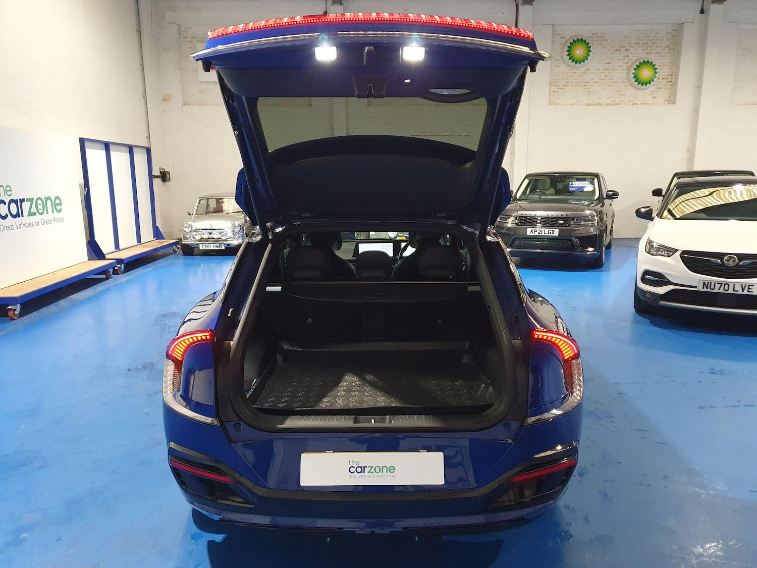 Used Kia EV6 2023 for sale - 77752900: Photo 5