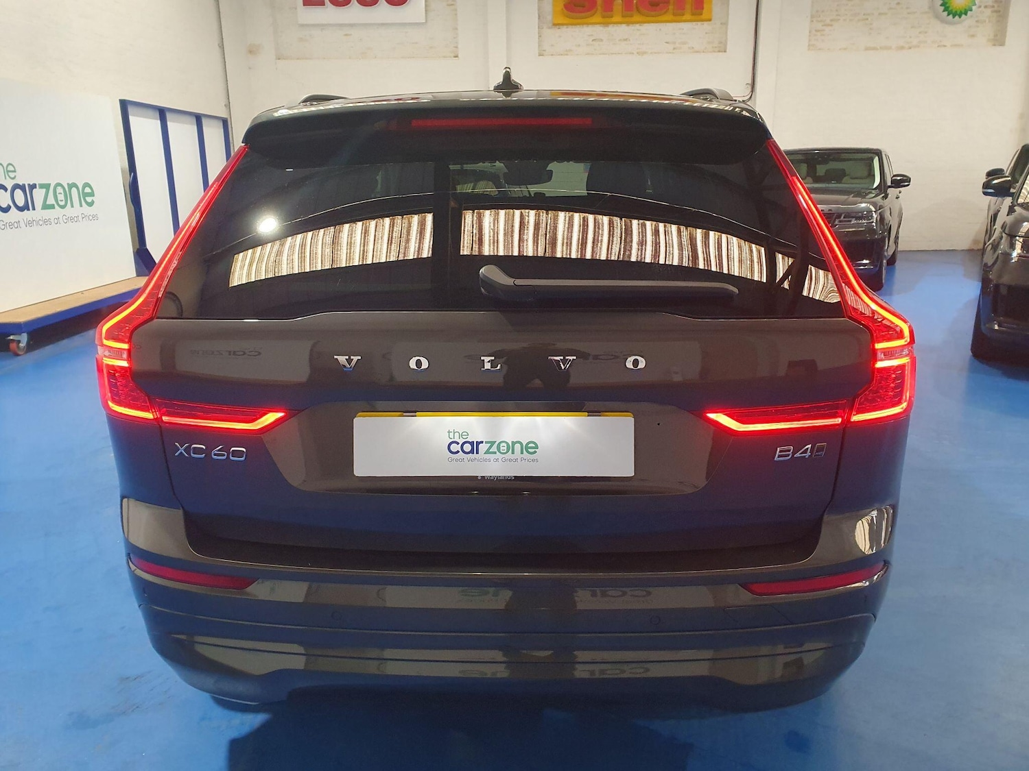 Used Volvo XC60 2021 for sale - 77538384: Photo 4