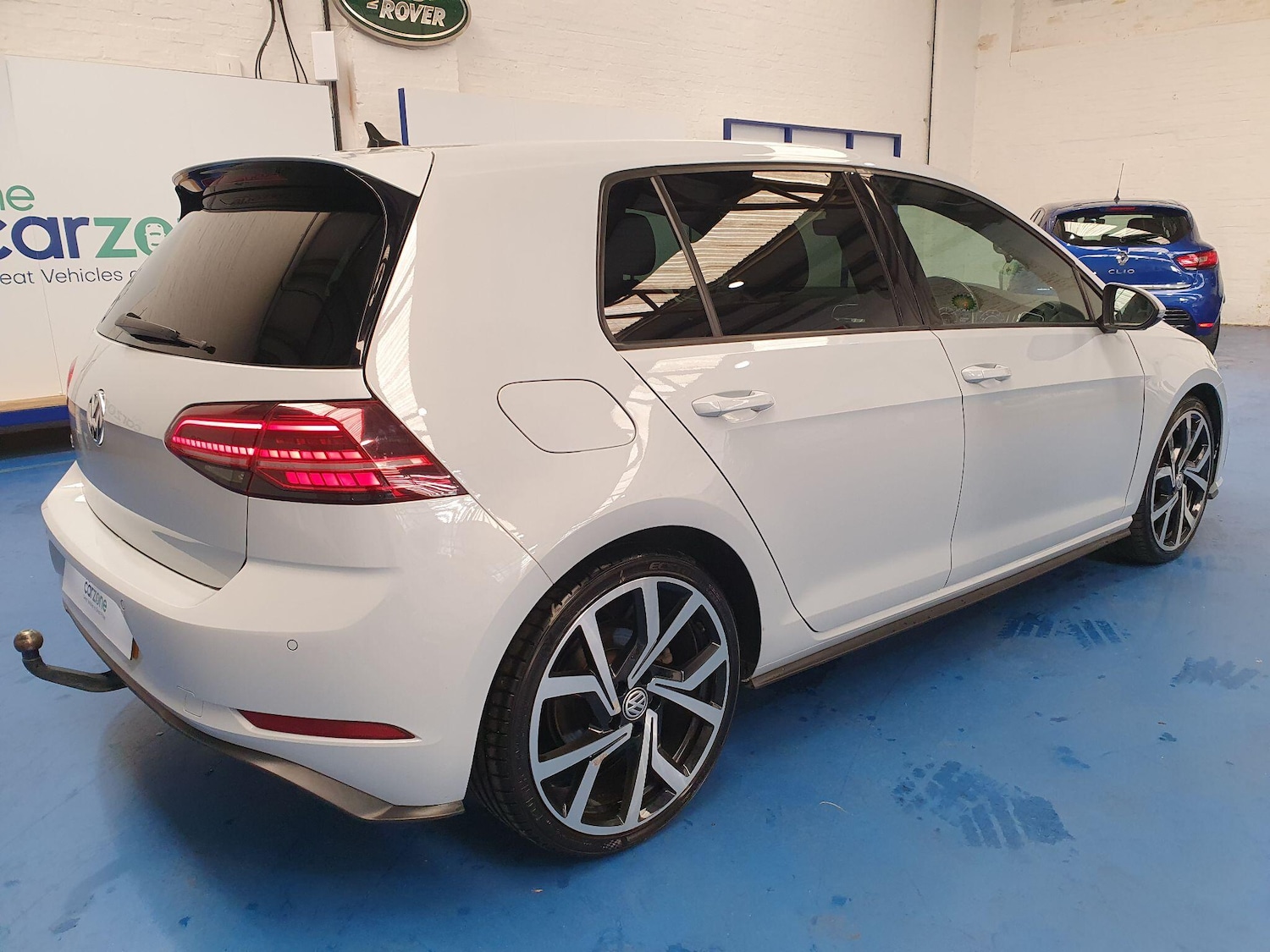 Used Volkswagen Golf 2017 for sale - 76953336: Photo 3