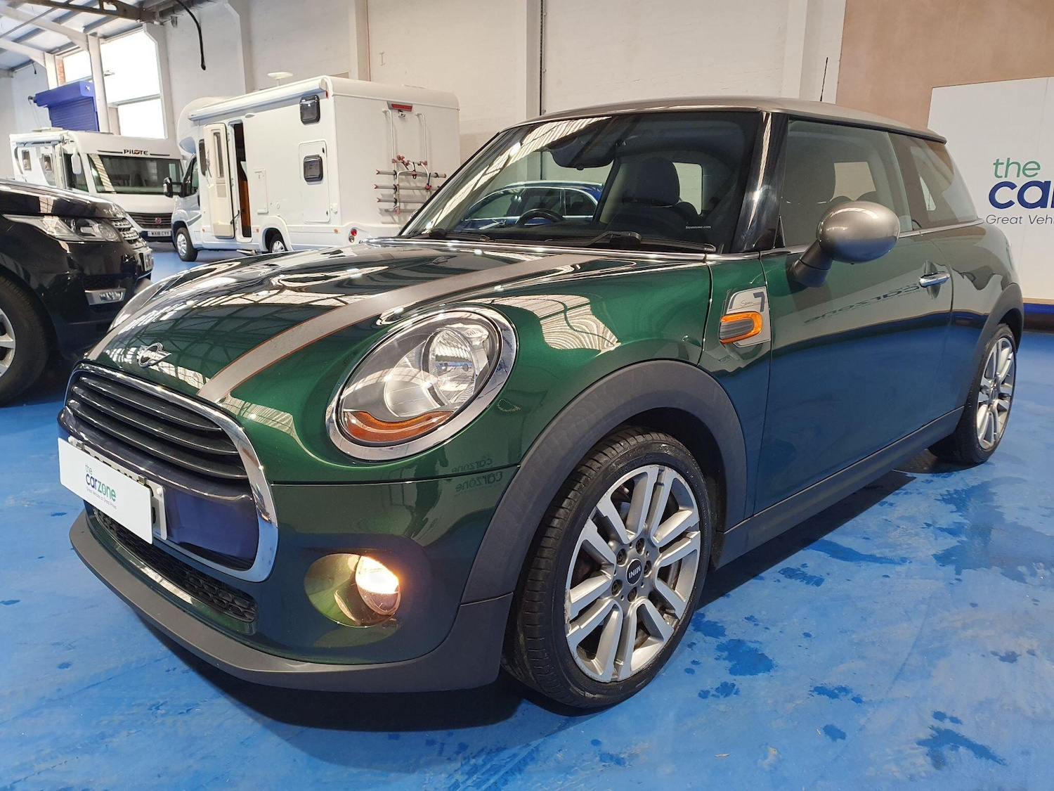 Used MINI Hatch 2017 for sale - 77598100: Photo 9