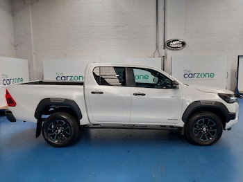 Used Toyota Hilux 2024 for sale - 76239492: Photo