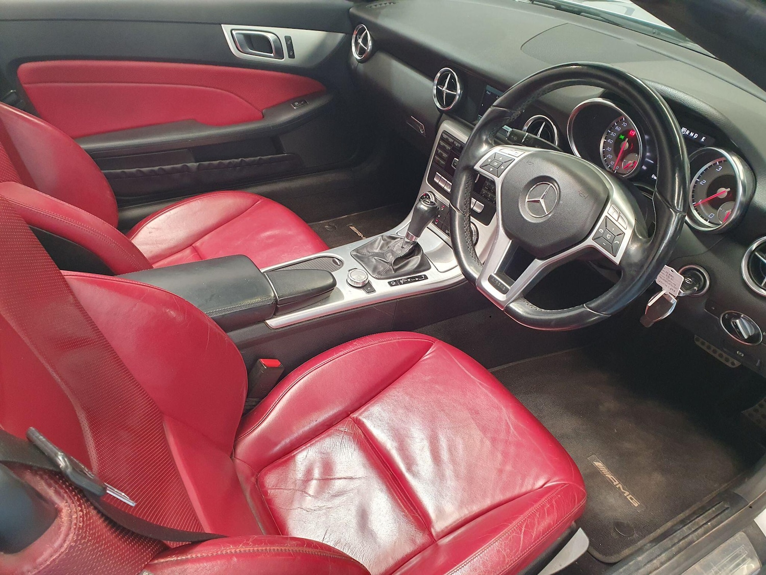 Used Mercedes-Benz SLK 2014 for sale - 78184906: Photo 17