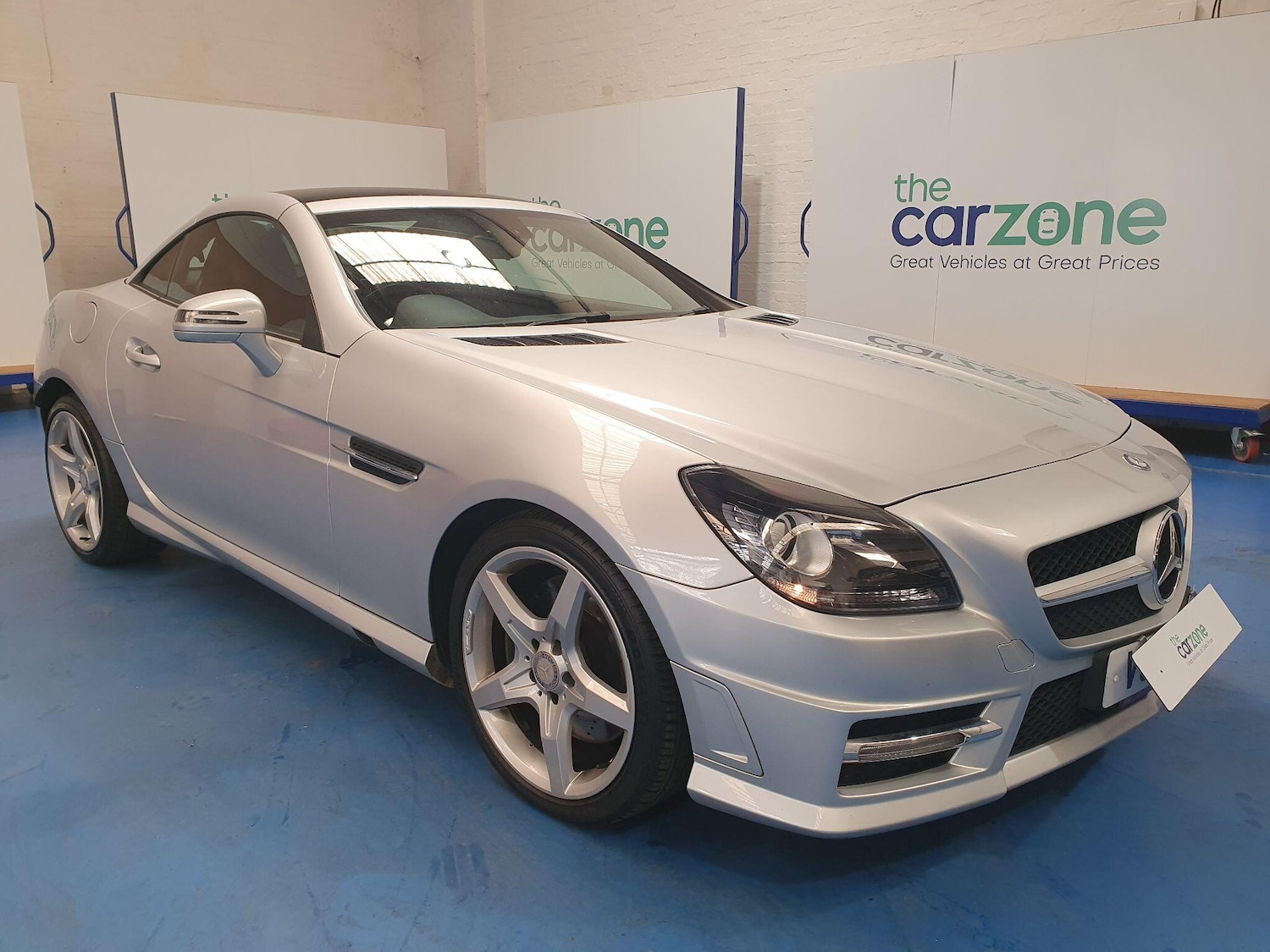 Used Mercedes-Benz SLK 2014 for sale - 78184906: Photo 2
