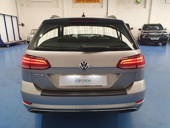 Used Volkswagen Golf 2018 for sale - 79012894: Photo