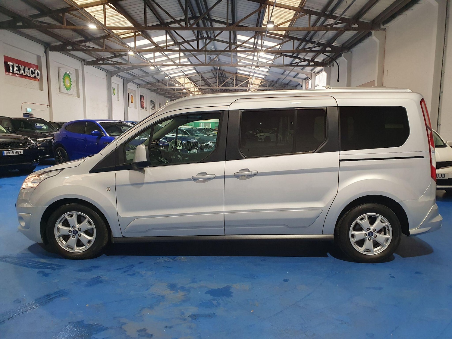 Used Ford Grand Tourneo Connect 2018 for sale - 78100579: Photo 6