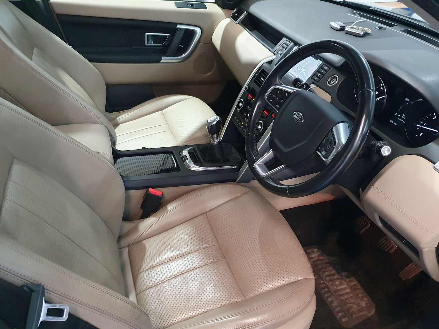 Used Land Rover Discovery Sport for sale - 77015319: Photo 11