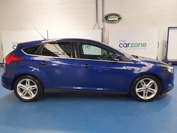 Used Ford Focus 2015 for sale - 76109362: Photo 2