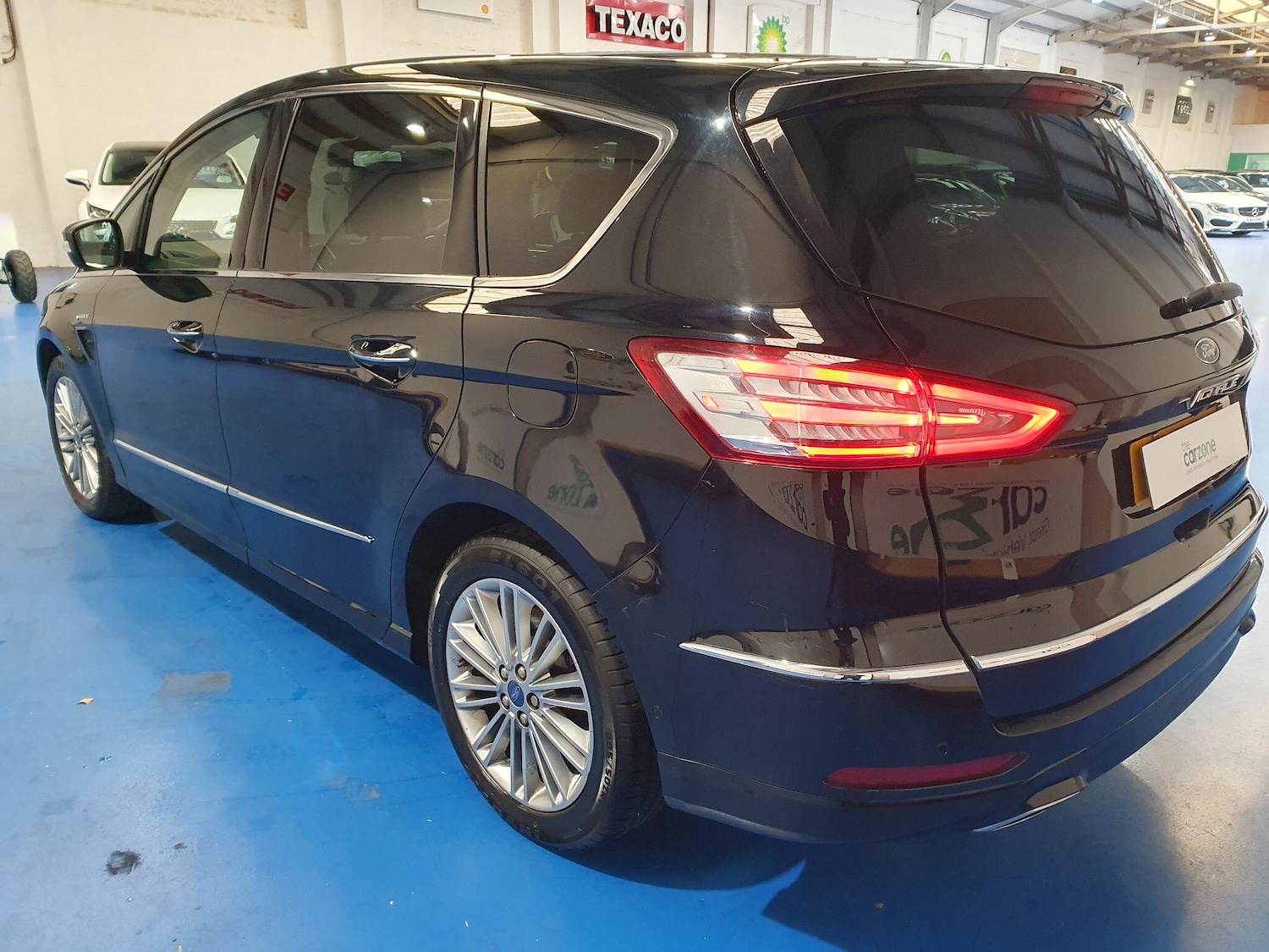 Used Ford S-Max 2017 for sale - 76138680: Photo 5