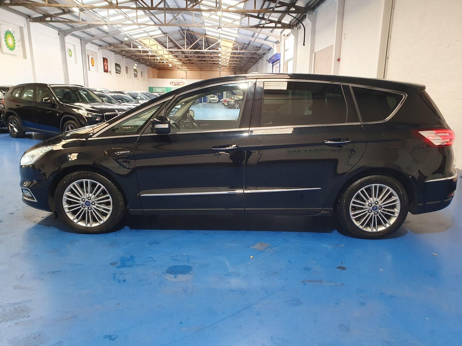 Used Ford S-Max 2017 for sale - 76138680: Photo 6