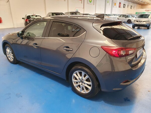 Used Mazda Mazda3 2017 for sale - 76042301: Photo 5