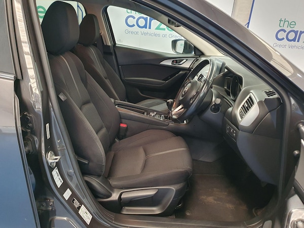 Used Mazda Mazda3 2017 for sale - 76042301: Photo 9