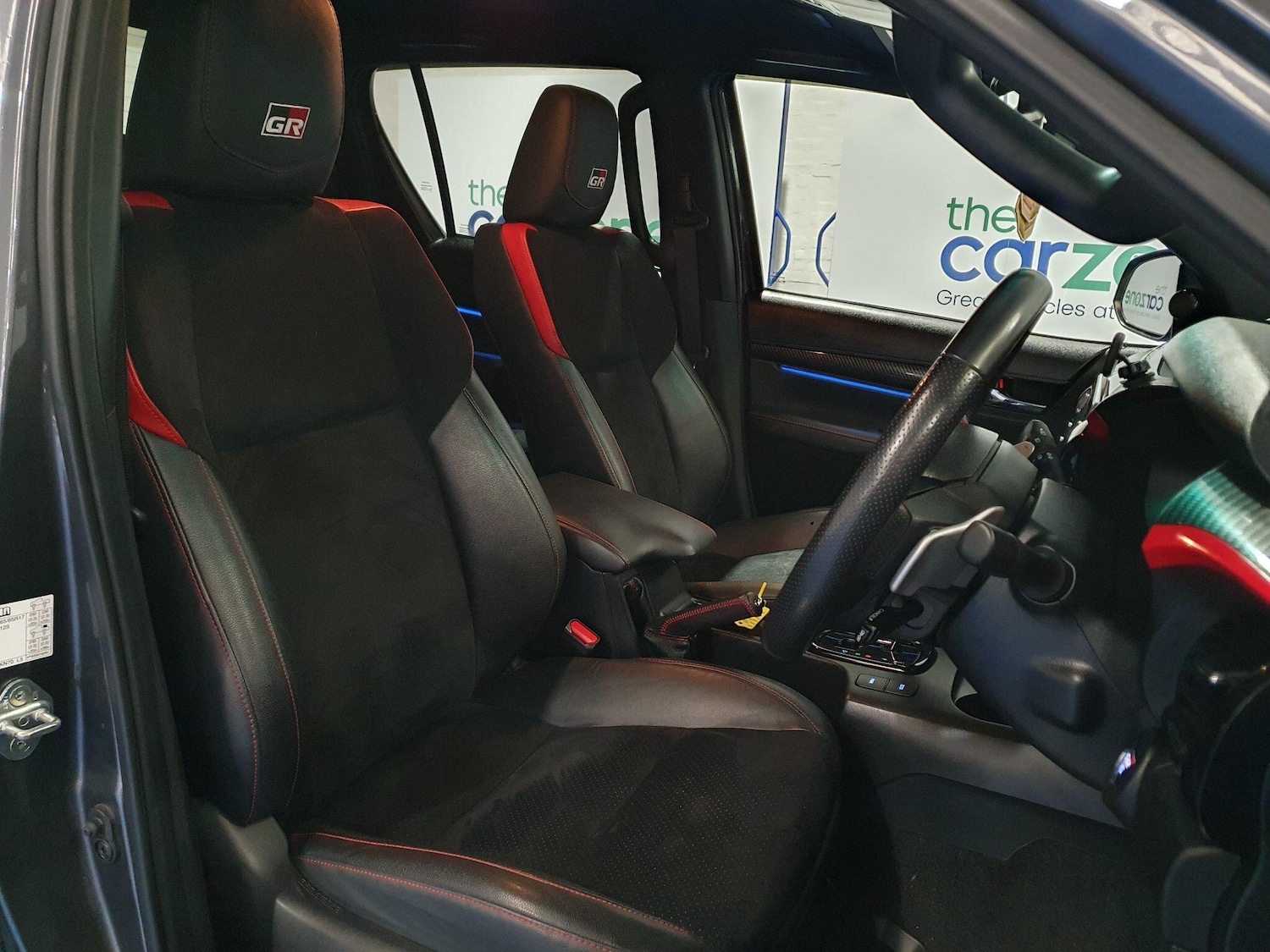 Used Toyota Hilux 2024 for sale - 76295729: Photo 10