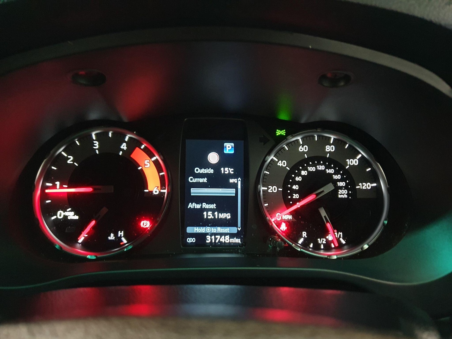 Used Toyota Hilux 2024 for sale - 76295729: Photo 11