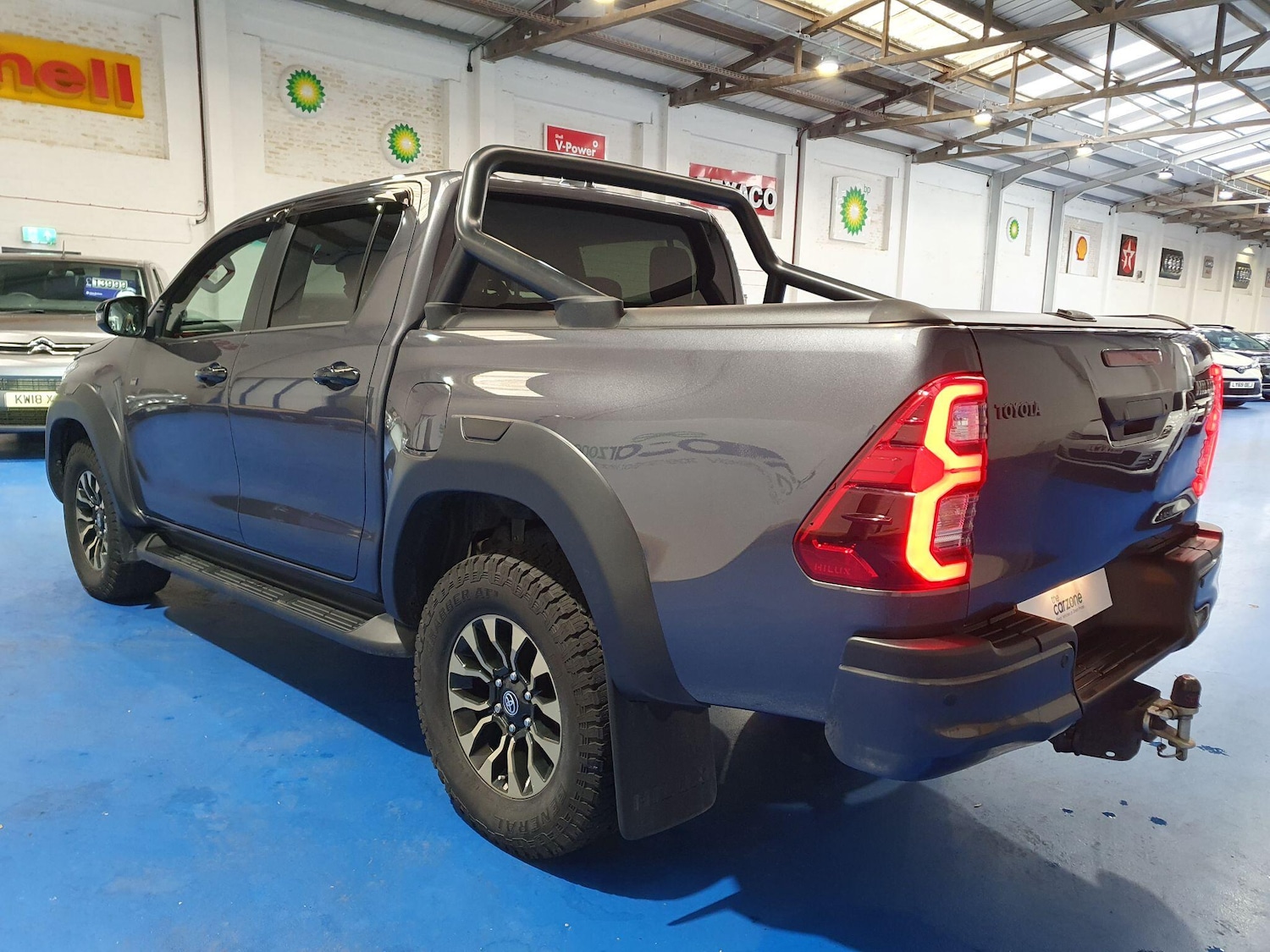 Used Toyota Hilux 2024 for sale - 76295729: Photo 5