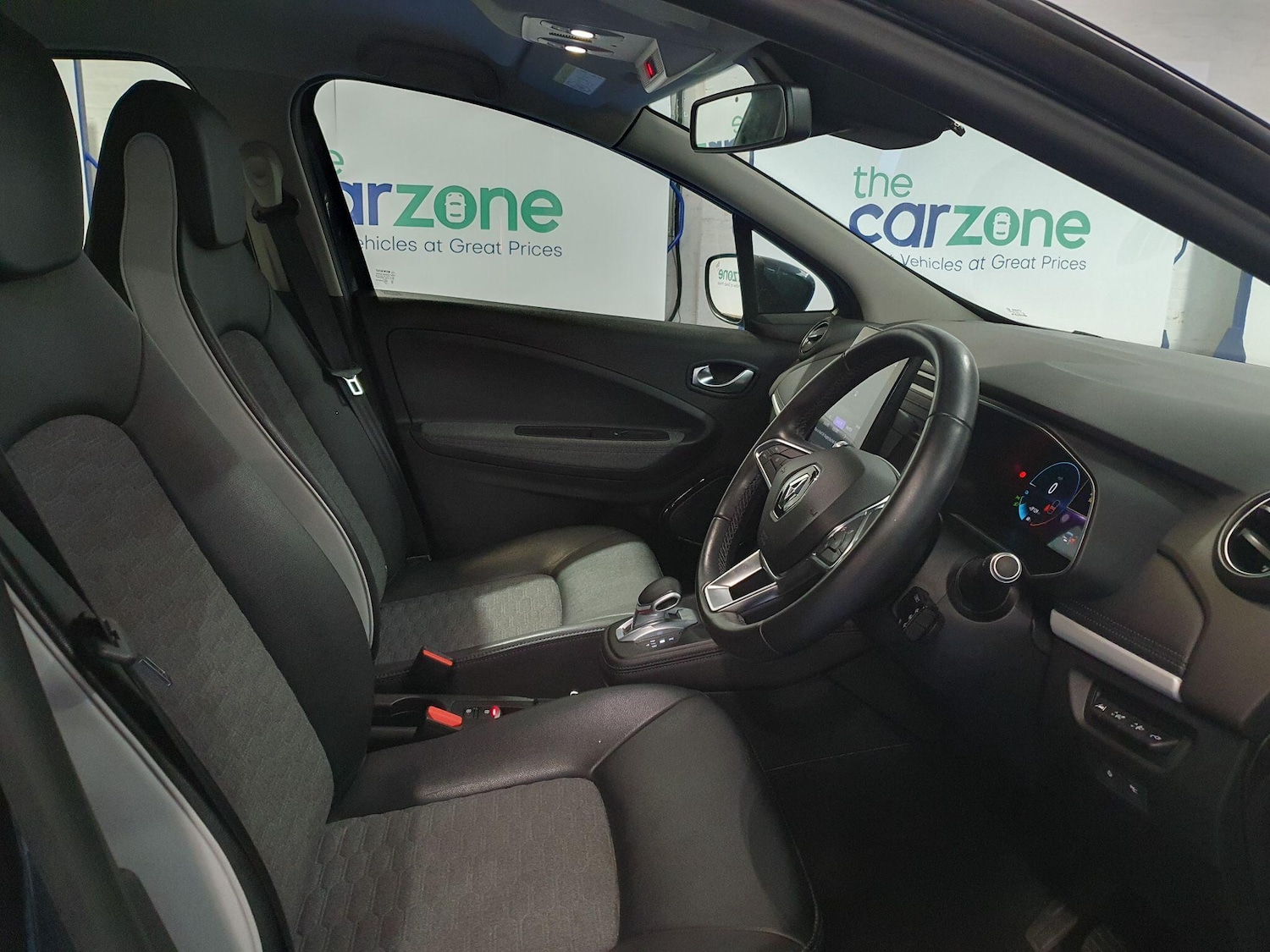 Used Renault Zoe 2022 for sale - 76823655: Photo 9