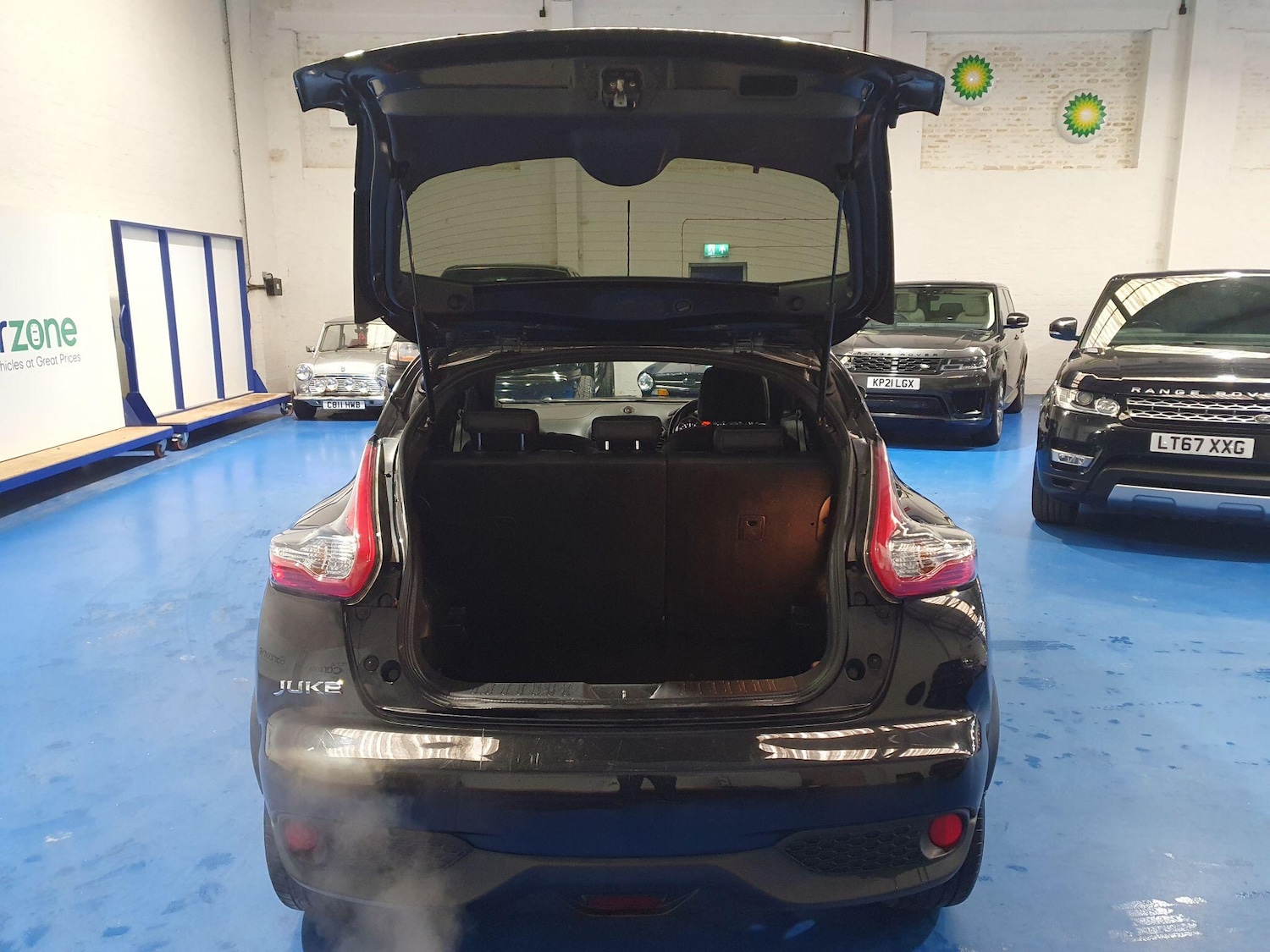 Used Nissan Juke 2017 for sale - 77624877: Photo 5